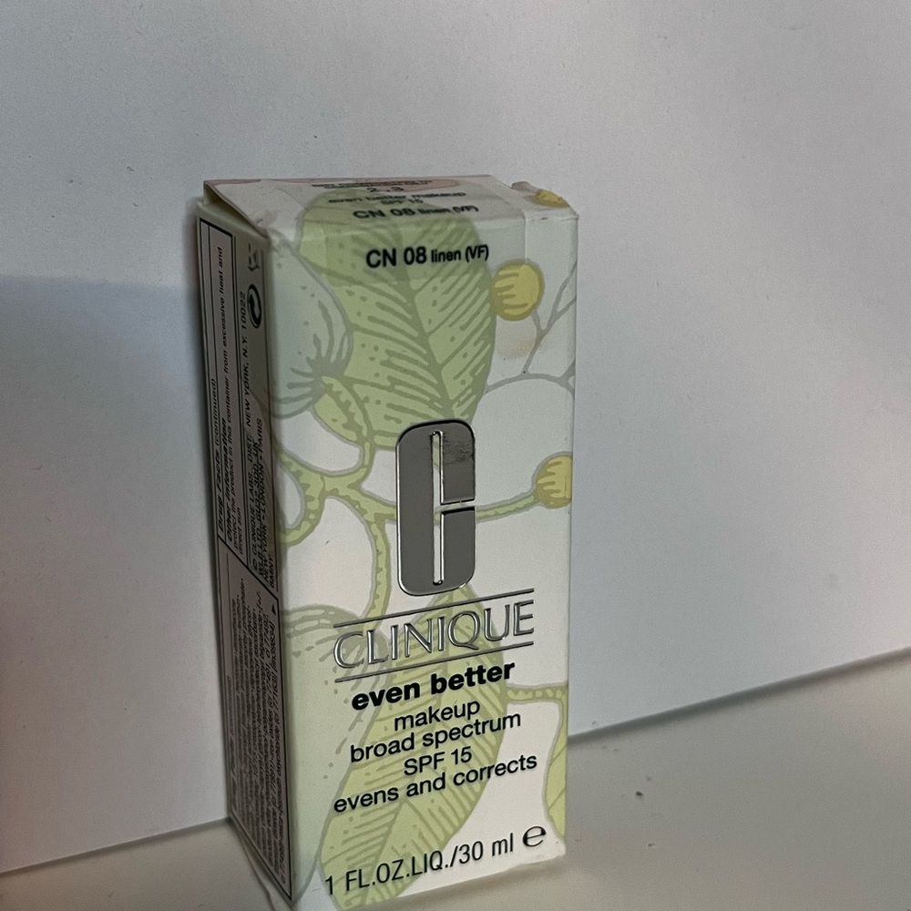 Clinique Even Better Foundation SPF 15